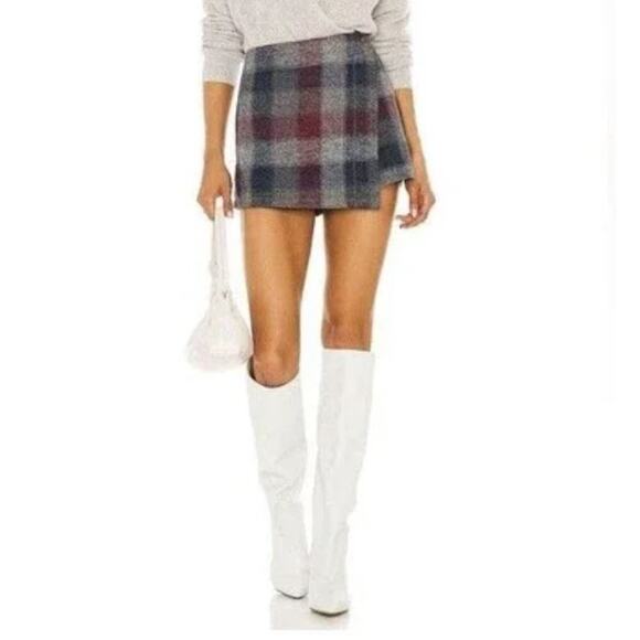 FREE PEOPLE Emmy Mini Tweed Wrap Skort Gray Red Plaid Sz 10 NWT - Picture 1 of 11